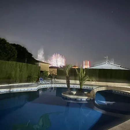 Casa *